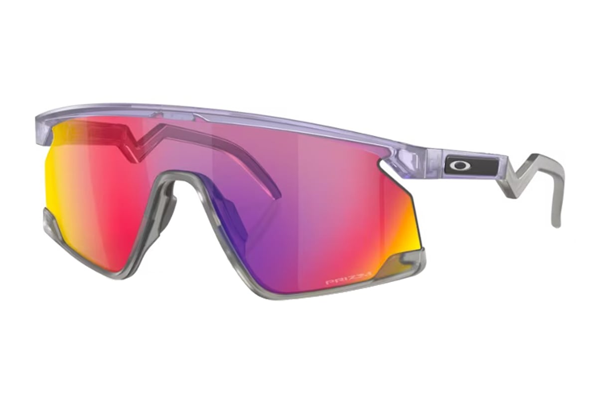 Oakley Sunglasses: Find Eyewear Accessories for Your Collection