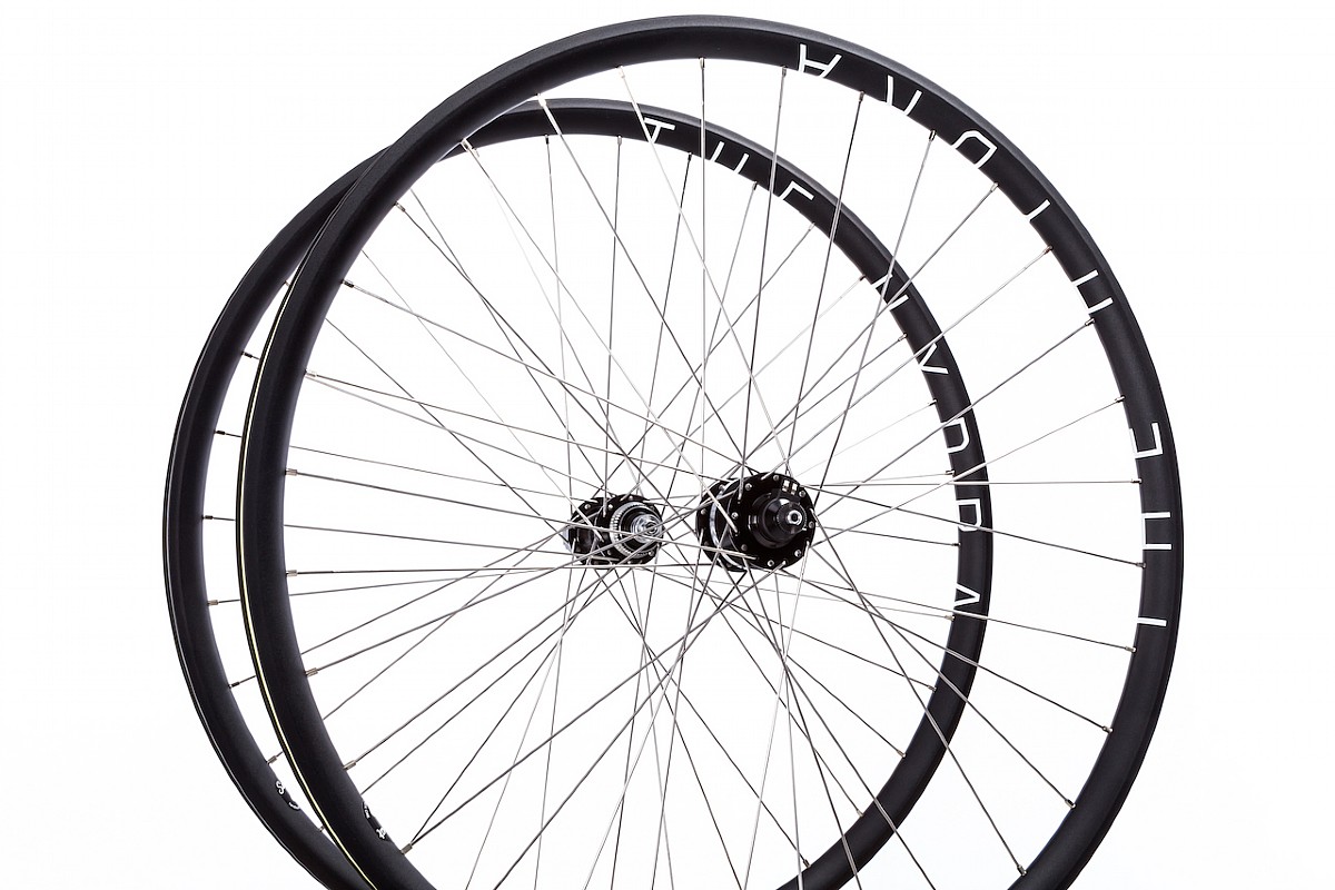 dynamo front wheel 700c